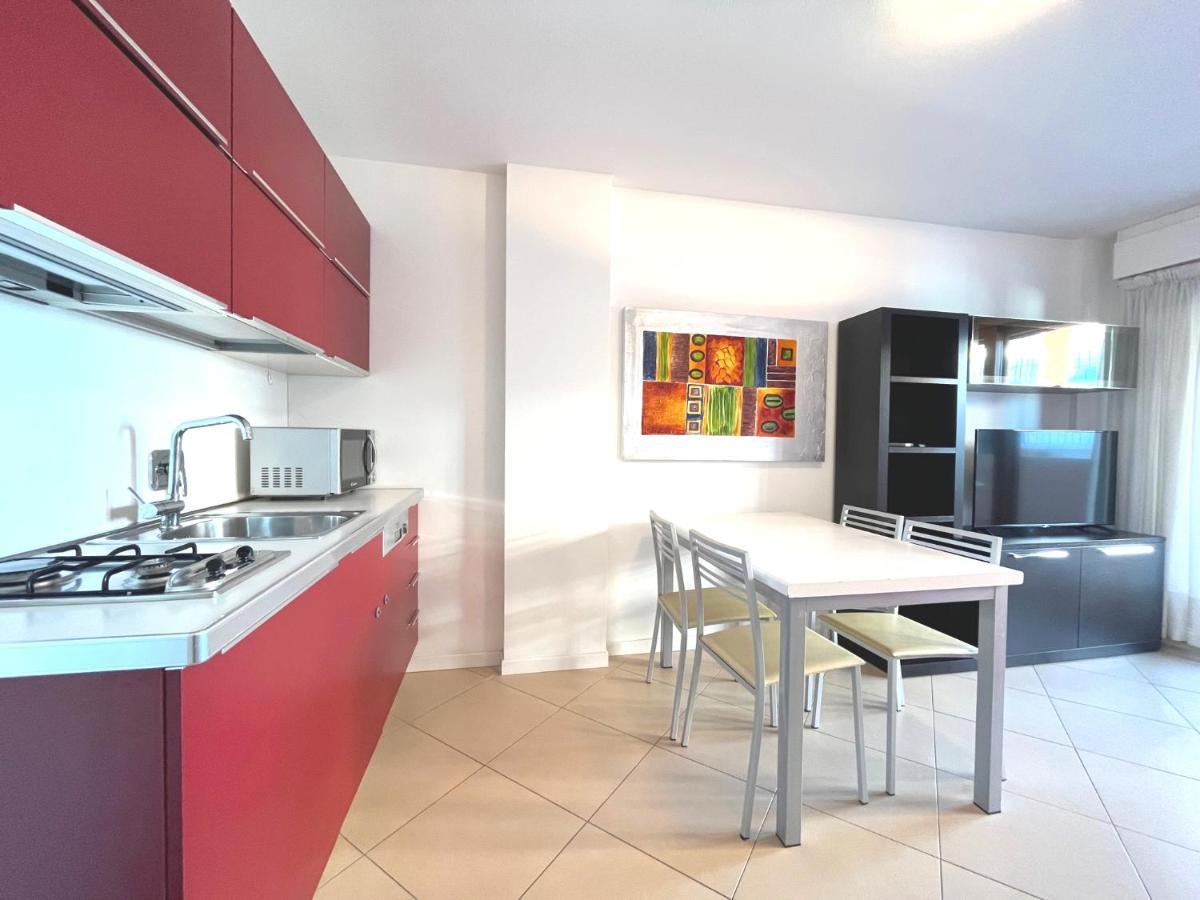 Capitol Apartments Grado Exteriér fotografie